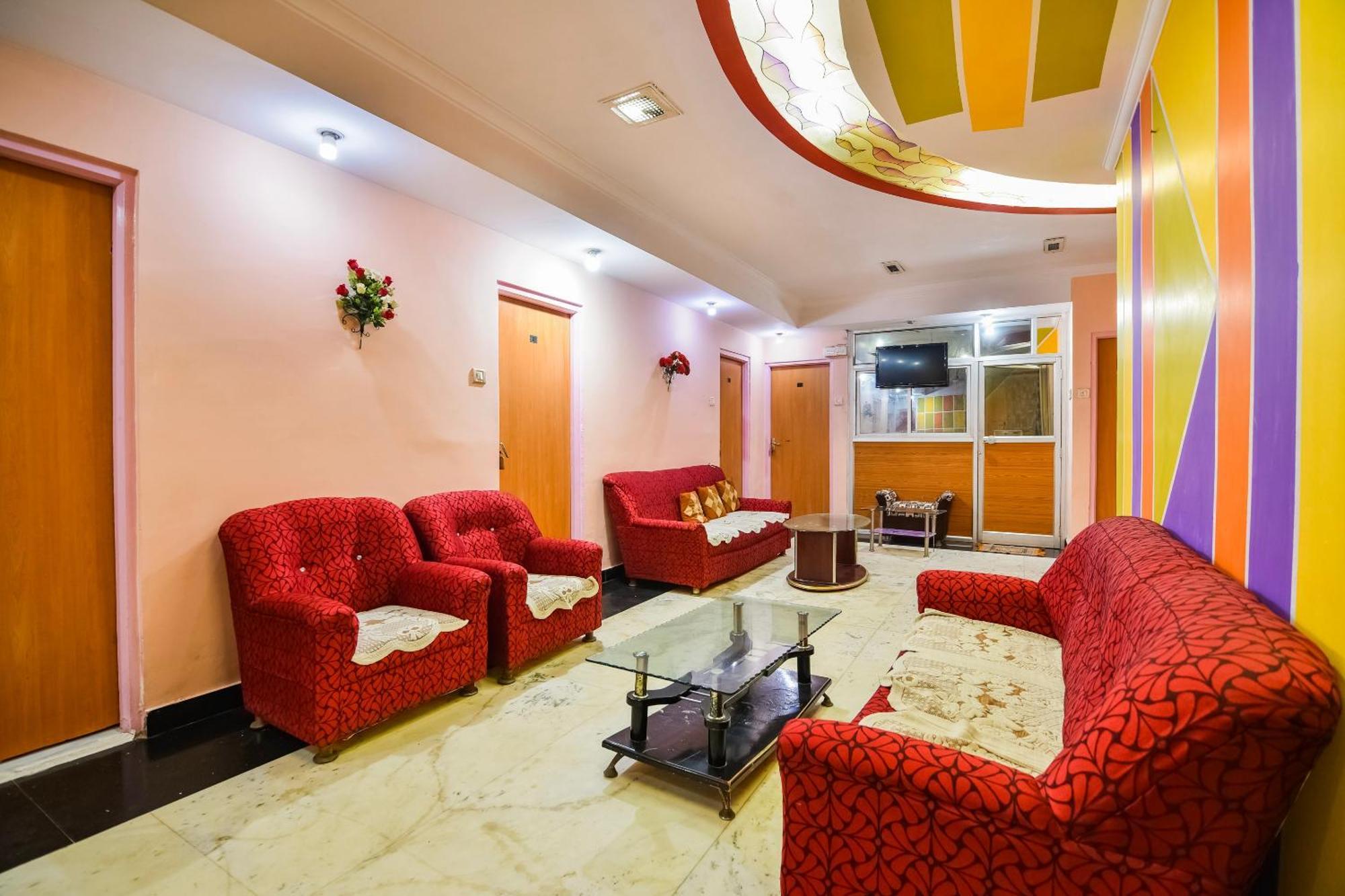 Gondia Spot On Hotel Midtown מראה חיצוני תמונה